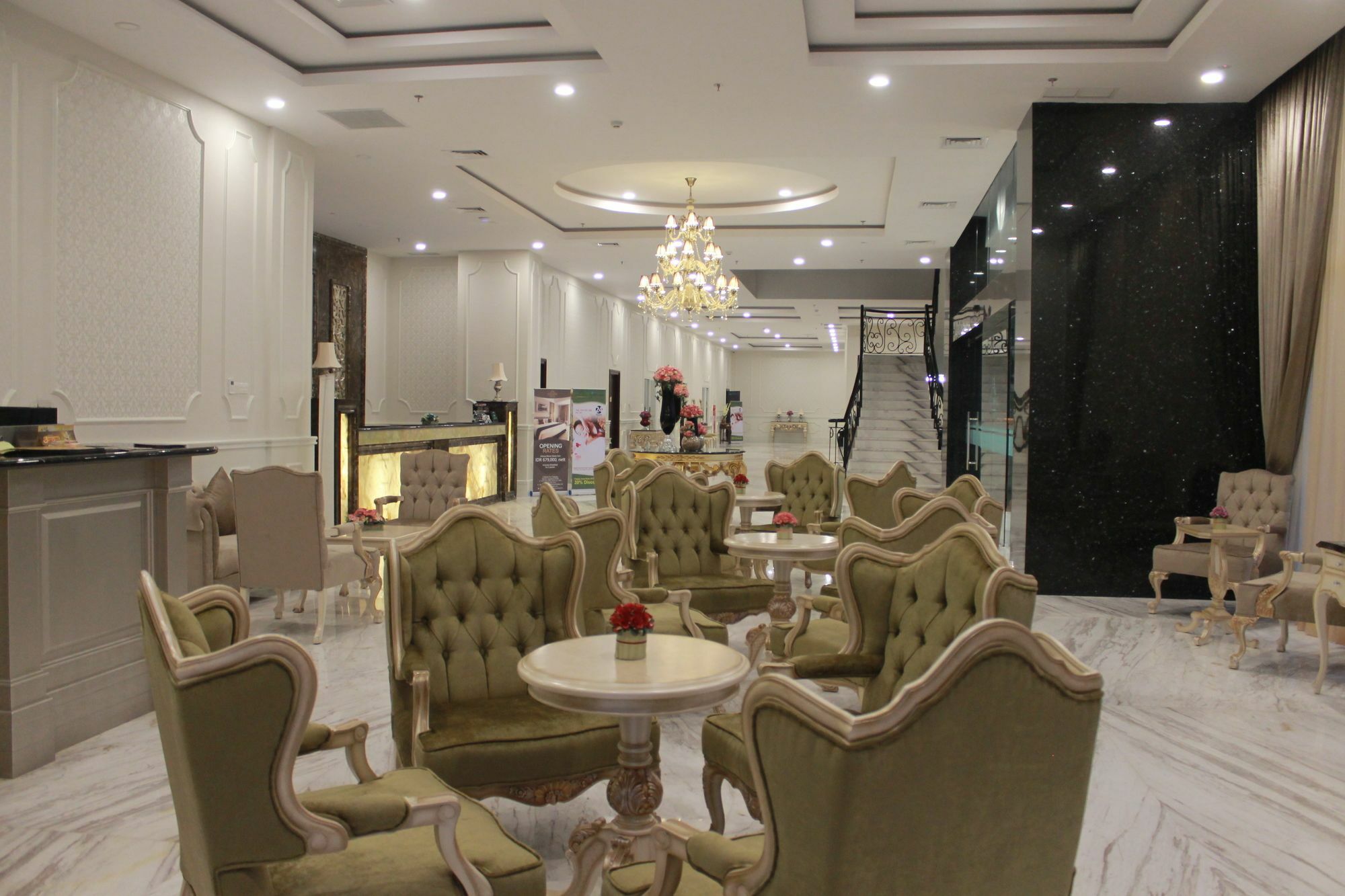 Grand Keisha Yogyakarta Ξενοδοχείο Kejayan Εξωτερικό φωτογραφία