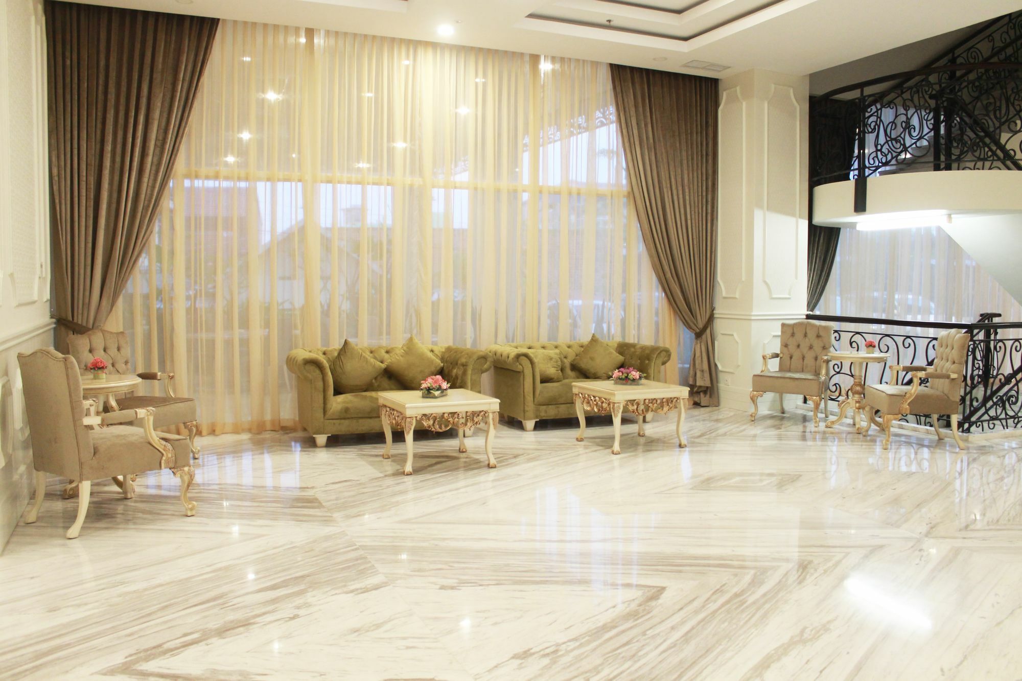 Grand Keisha Yogyakarta Ξενοδοχείο Kejayan Εξωτερικό φωτογραφία